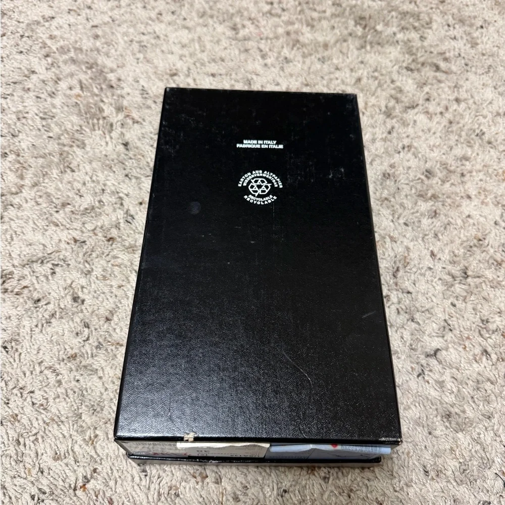 CHANEL Black Shoe Box - Picture 4 of 5